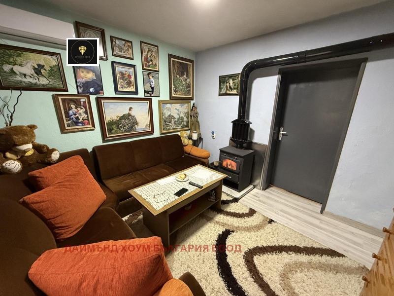 Продава КЪЩА, с. Бегово, област Пловдив, снимка 2 - Къщи - 53603339