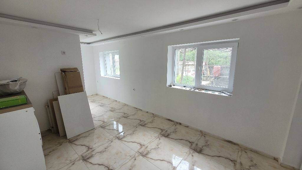 Продава КЪЩА, с. Добри дял, област Велико Търново, снимка 6 - Къщи - 54273462