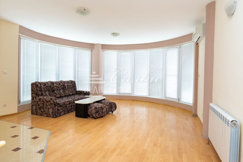 Продава 2-СТАЕН в град Шумен, Център - 85 кв.м / 139 000 € » 271 860.37 лв., НЕДВИЖИМИ ИМОТИ СИЛВИ