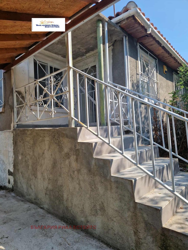 Продава КЪЩА в област Ямбол, с. Първенец - 44 кв.м / 30 000 € » 58 674.90 лв., БЪЛГАРИЯ РИАЛ ЕСТЕЙТС