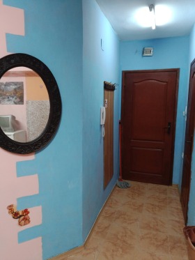 Studio Zentar, Weliko Tarnowo