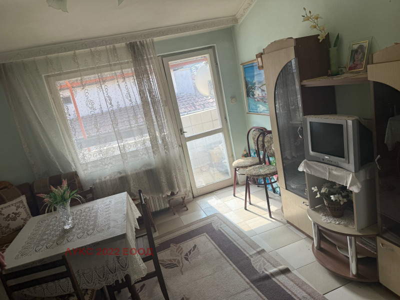 Продава 1-СТАЕН, гр. Враца, Център, снимка 3 - Апартаменти - 53557152