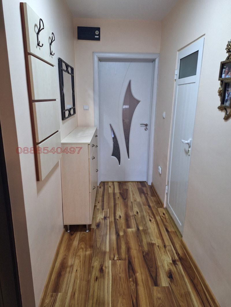 Till salu  2 sovrum Jambol , Hale , 63 kvm | 56293603 - bild [6]