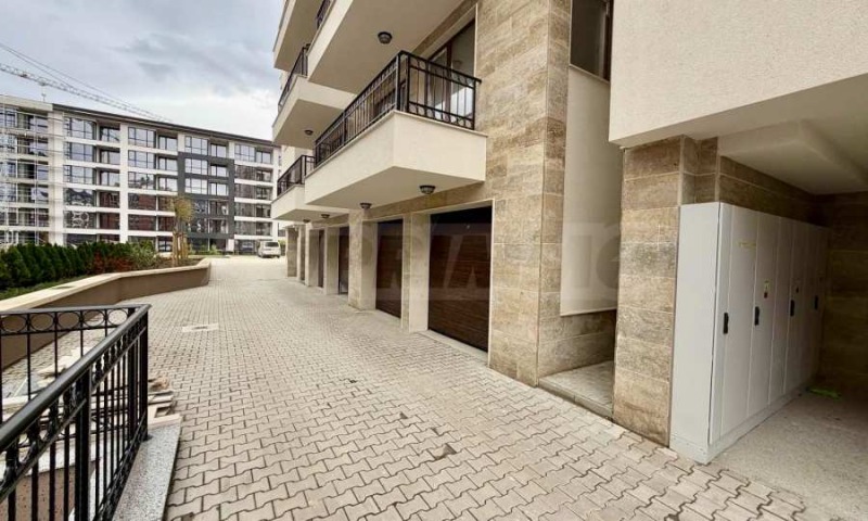 Продава 4-СТАЕН в град София, Малинова долина - 148 кв.м / 389 990 € » 762 754.14 лв., СУПРИММО - ГЛАВЕН ОФИС