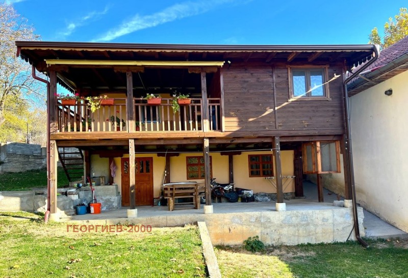 Продава КЪЩА в област Велико Търново, с. Буйновци - 120 кв.м / 150 000 € » 293 374.50 лв., ГЕОРГИЕВ-2000