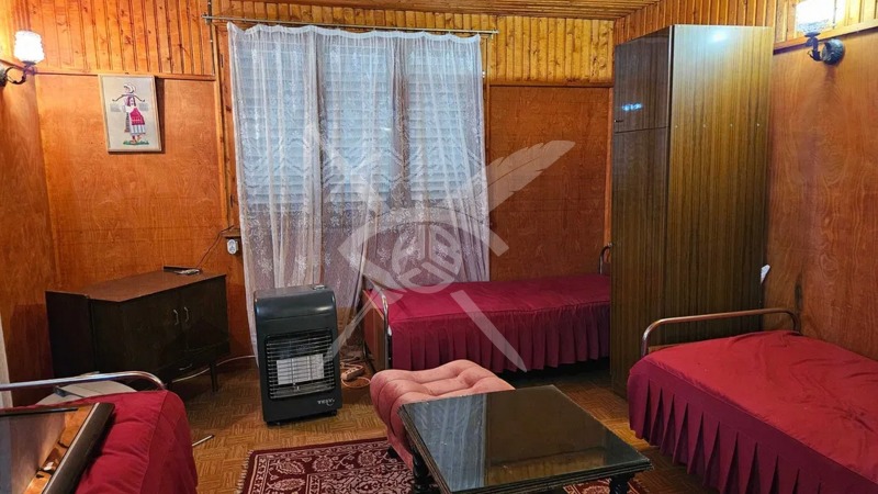 Продава КЪЩА в област София, с. Владо Тричков - 32 кв.м / 41 000 € » 80 189.03 лв., ЕКС НВД ООД