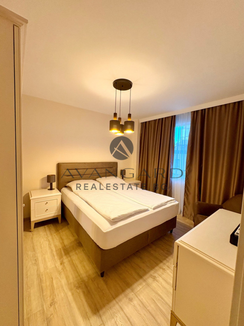 Продава  3-стаен град Пловдив , Център , 110 кв.м | 53103044
