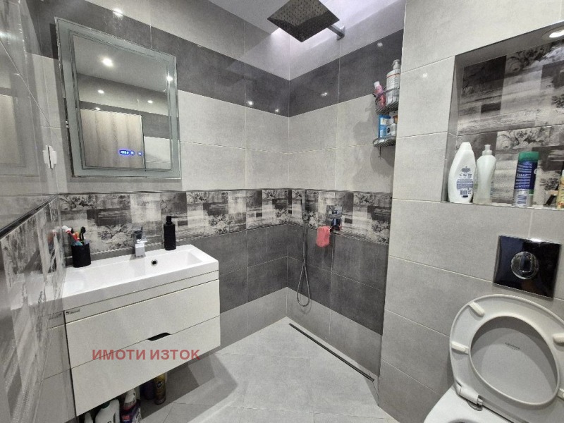 Продава  4-стаен град Перник , Изток , 103 кв.м | 45471844 - изображение [10]