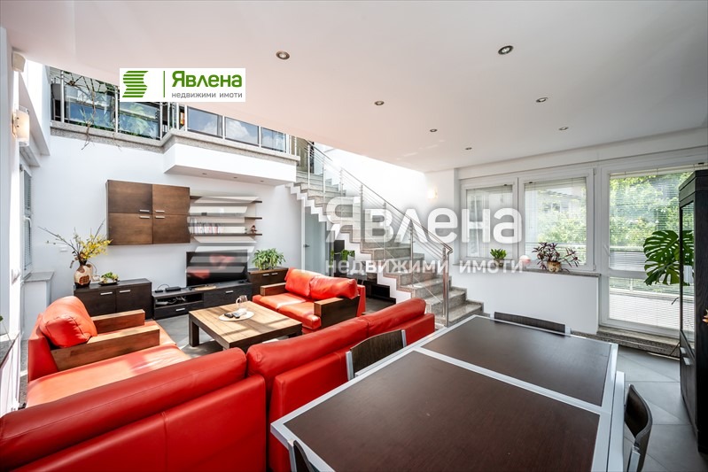 Продава 4-СТАЕН, гр. София, в.з.Киноцентъра 3 част, снимка 3 - Апартаменти - 55140147