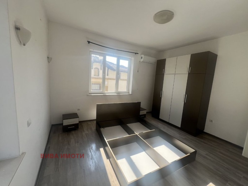 Продава ЕТАЖ ОТ КЪЩА, гр. Пловдив, Център, снимка 5 - Етаж от къща - 52489328