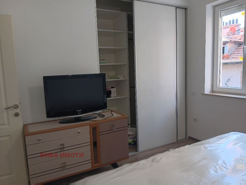 Продава ЕТАЖ ОТ КЪЩА, гр. Пловдив, Център, снимка 9 - Етаж от къща - 52489328