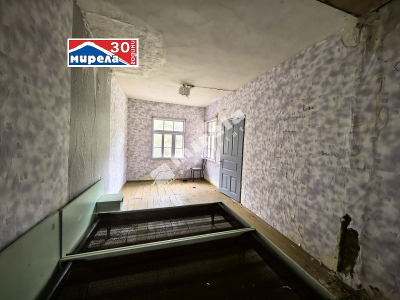 Продава КЪЩА, с. Дрента, област Велико Търново, снимка 4 - Къщи - 52141336