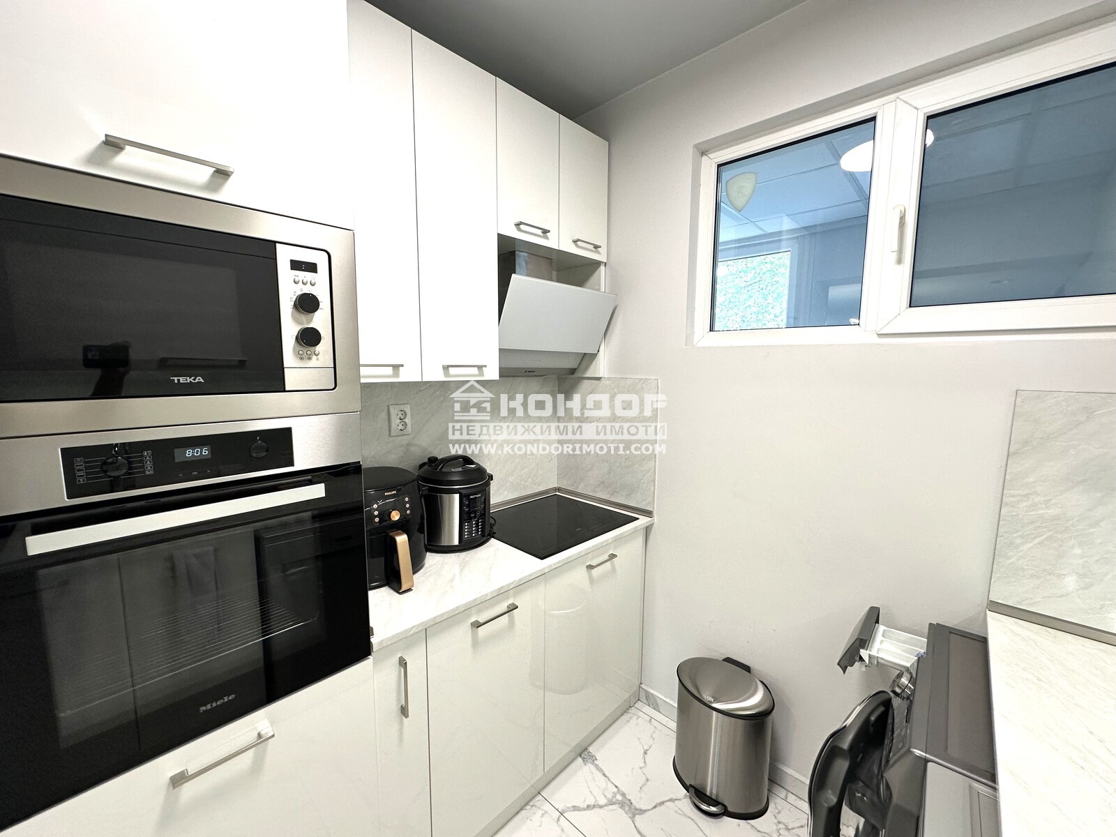 Продава 3-СТАЕН, гр. Пловдив, Кючук Париж, снимка 12 - Апартаменти - 54613375