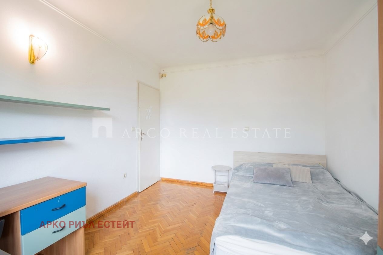 Продава 4-СТАЕН, гр. София, Зона Б-18, снимка 10 - Апартаменти - 55045738