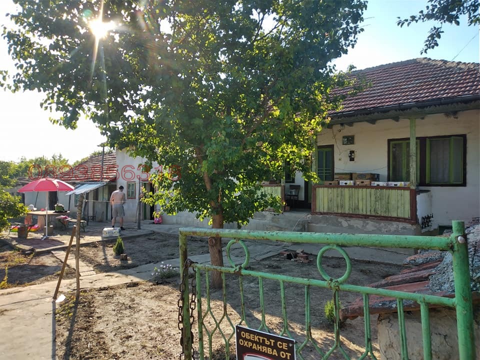 Продава КЪЩА, с. Драгомирово, област Велико Търново, снимка 11 - Къщи - 54543416