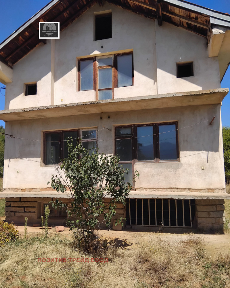 Продава КЪЩА в област Кюстендил, с. Крайници - 140 кв.м / 89 000 € » 174 068.87 лв., ПОЗИТИВ ТРЕЙД ЕООД