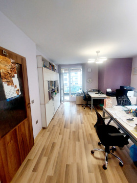 2 slaapkamers Zona B-18, Sofia