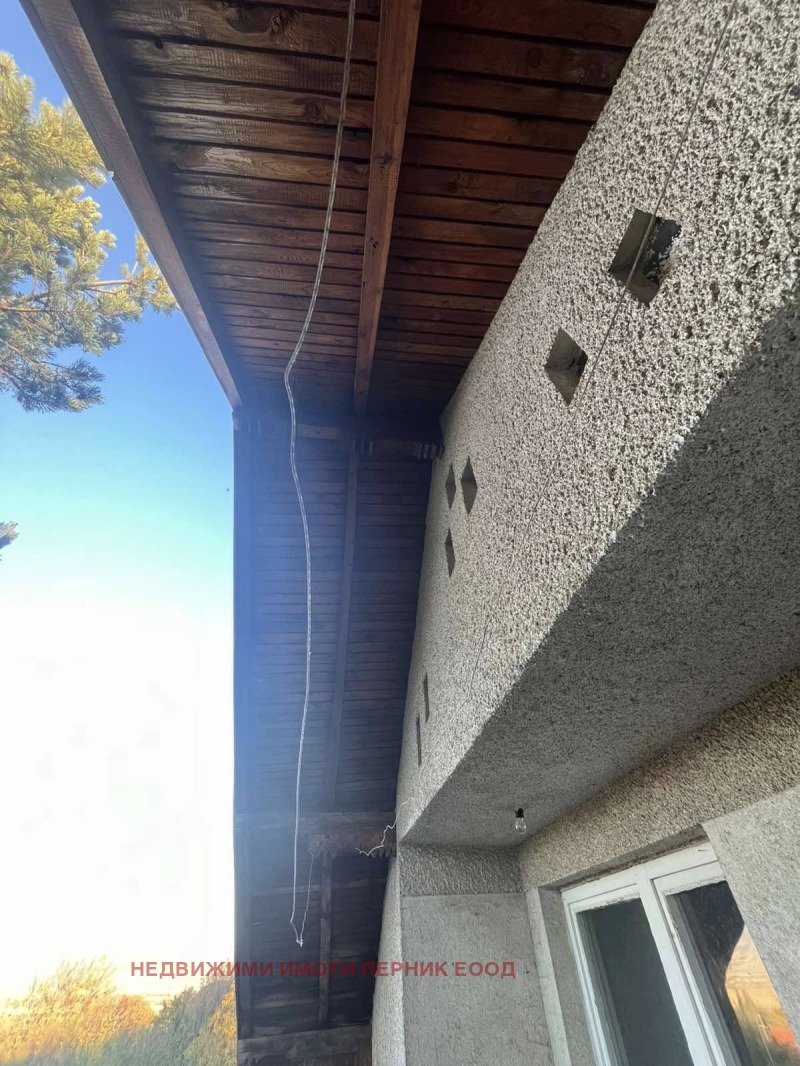 Продава КЪЩА, с. Кондофрей, област Перник, снимка 3 - Къщи - 52301871