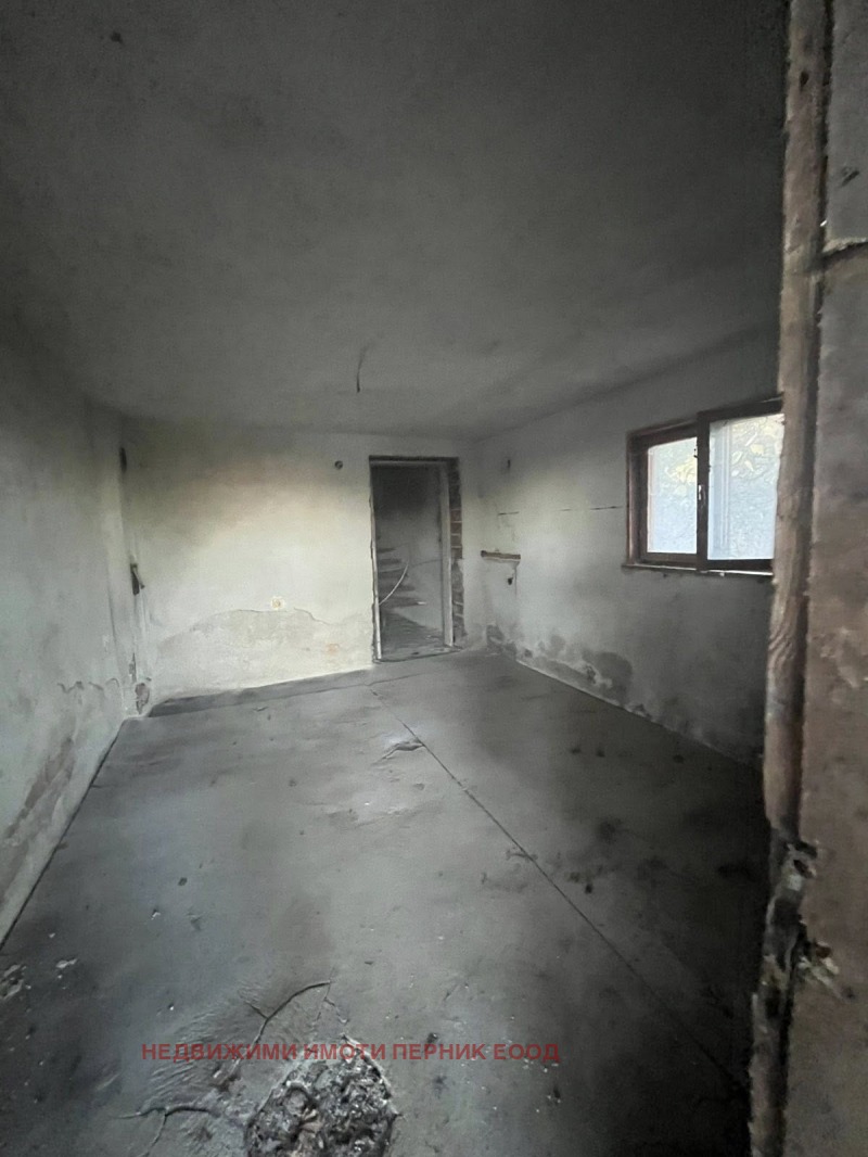 Продава КЪЩА, с. Кондофрей, област Перник, снимка 14 - Къщи - 52301871