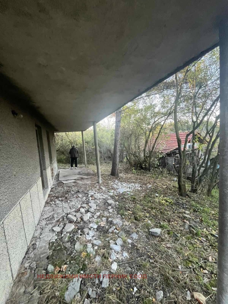 Продава КЪЩА, с. Кондофрей, област Перник, снимка 4 - Къщи - 52301871