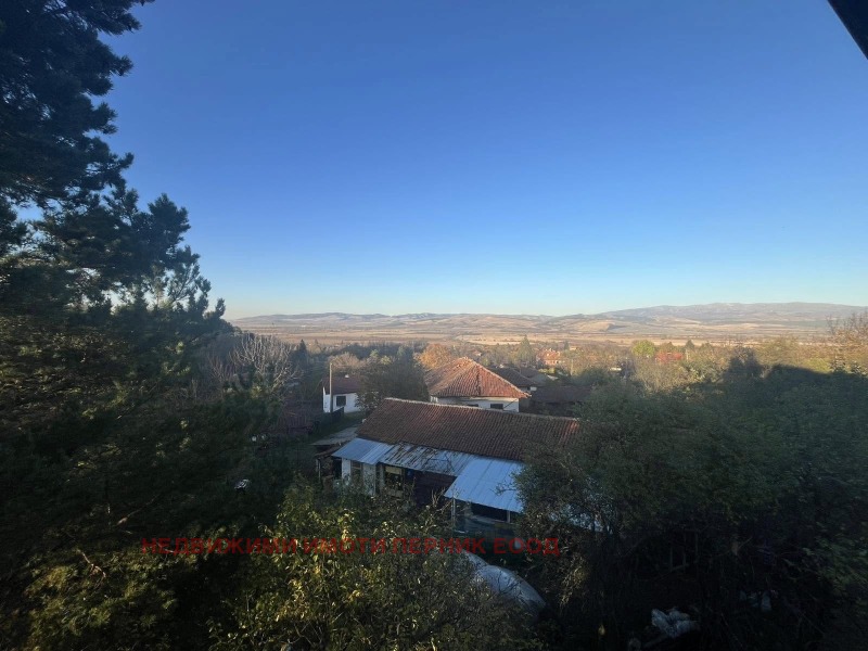 Продава КЪЩА, с. Кондофрей, област Перник, снимка 11 - Къщи - 52301871