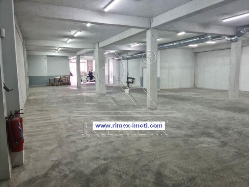 For Sale  Industrial building Plovdiv , Industrialna zona - Iztok , 1329 sq.m | 63014420