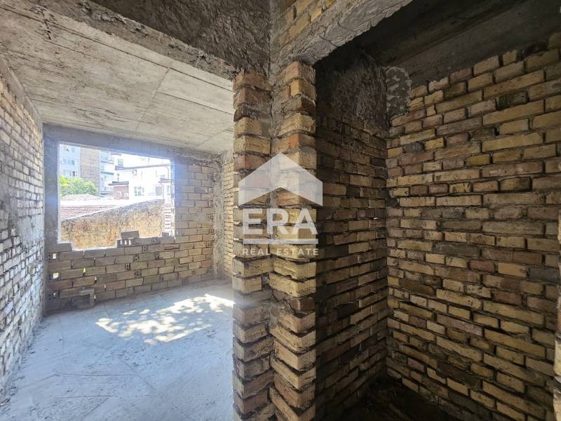 Продава  Офис град Русе , Център , 235 кв.м | 42291180 - изображение [5]