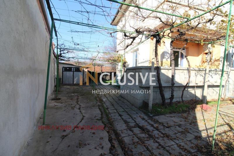 Продава  Къща област Пловдив , гр. Баня , 140 кв.м | 36892594 - изображение [2]