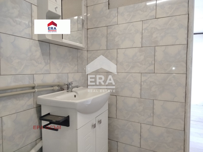 Продава КЪЩА, с. Йоглав, област Ловеч, снимка 4 - Къщи - 56360102
