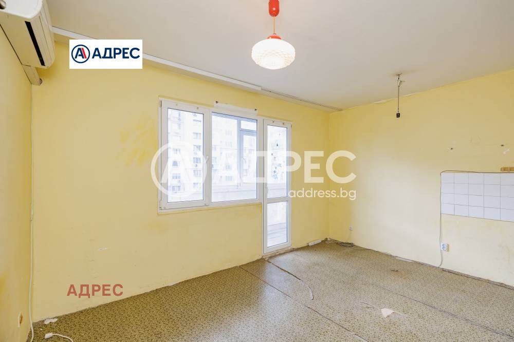 Продава 2-СТАЕН, гр. Варна, Възраждане 2