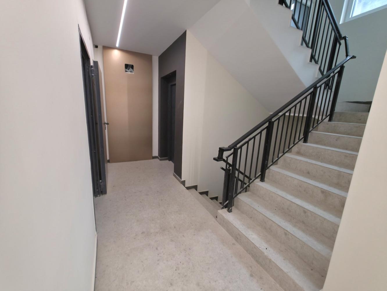 Продава 2-СТАЕН, гр. Варна, Левски 1, снимка 5 - Апартаменти - 55184440