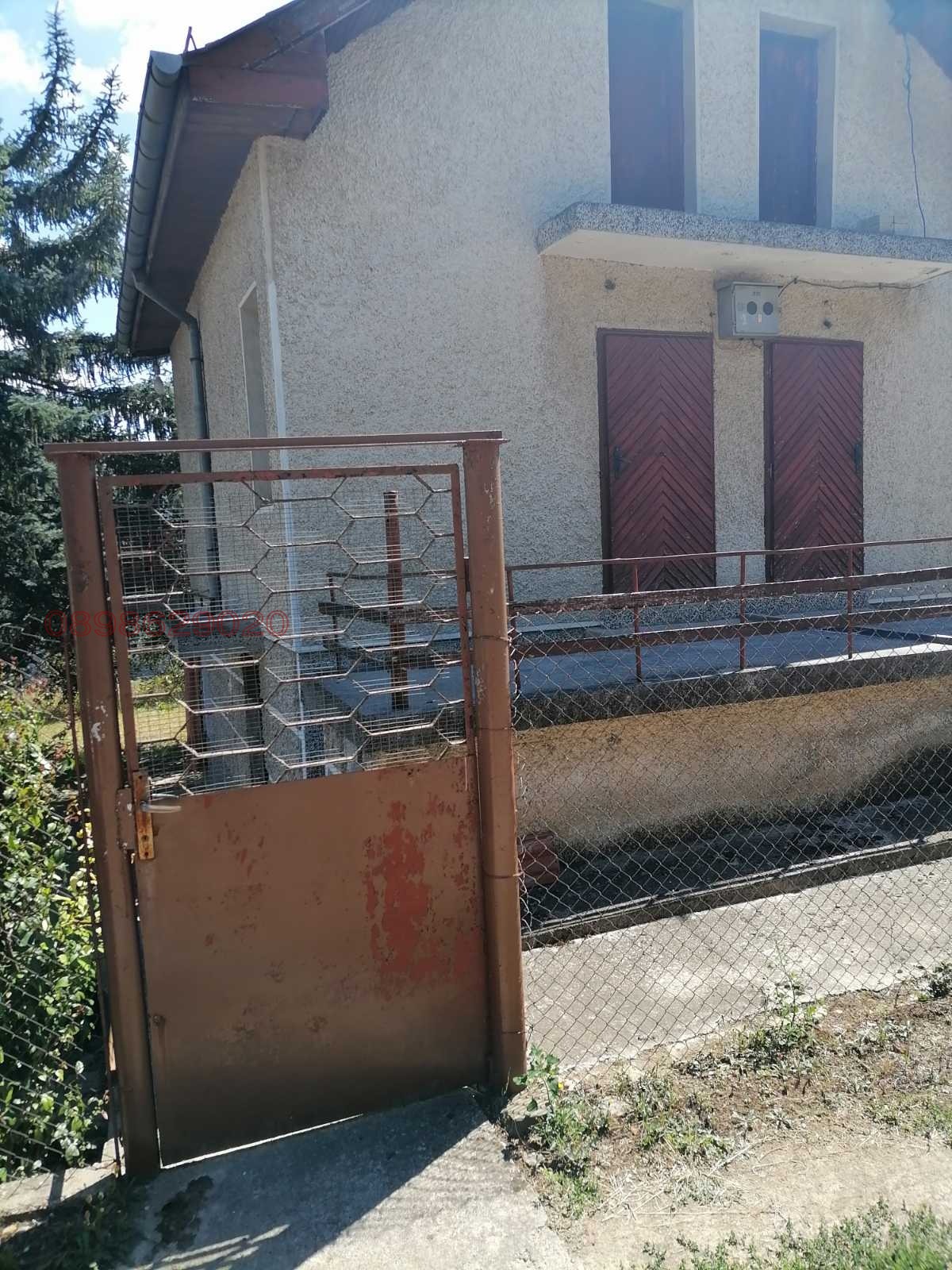 Продава ВИЛА, гр. Търговище, Вилна зона, снимка 2 - Вили - 54362481