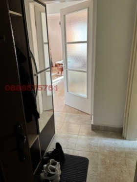 Продава 3-СТАЕН, гр. София, Център, снимка 8