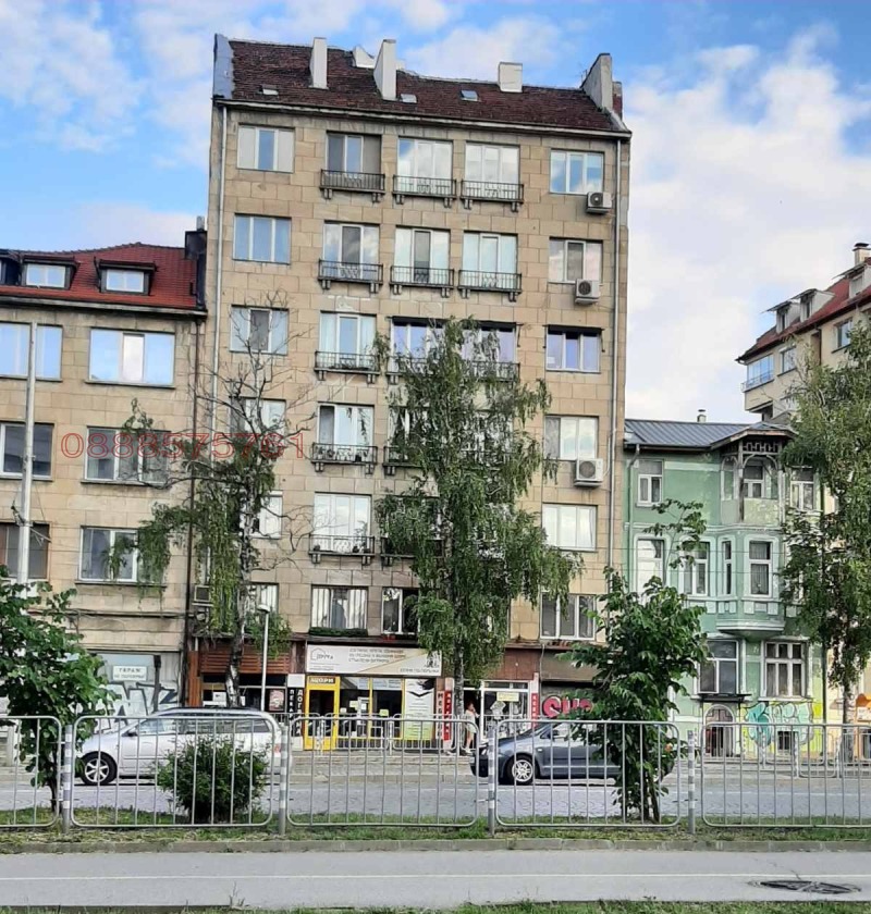 Продава 3-СТАЕН, гр. София, Център