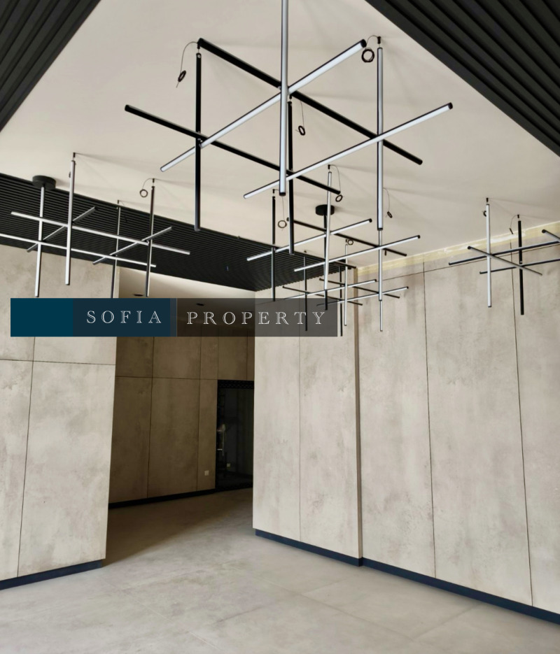Продава  3-стаен град София , Банишора , 96 кв.м | 11142216 - изображение [2]