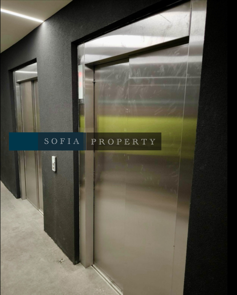 Продава  3-стаен град София , Банишора , 96 кв.м | 11142216 - изображение [4]