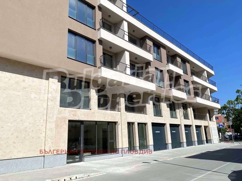 Продается  2 спальни Пловдив , Център , 89 кв.м | 99342737 - изображение [2]