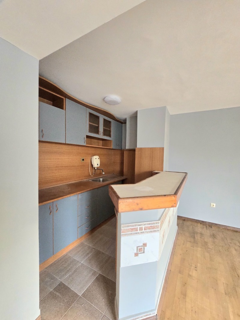 Продава 3-СТАЕН, гр. Варна, Зимно кино Тракия, снимка 4 - Апартаменти - 52648404