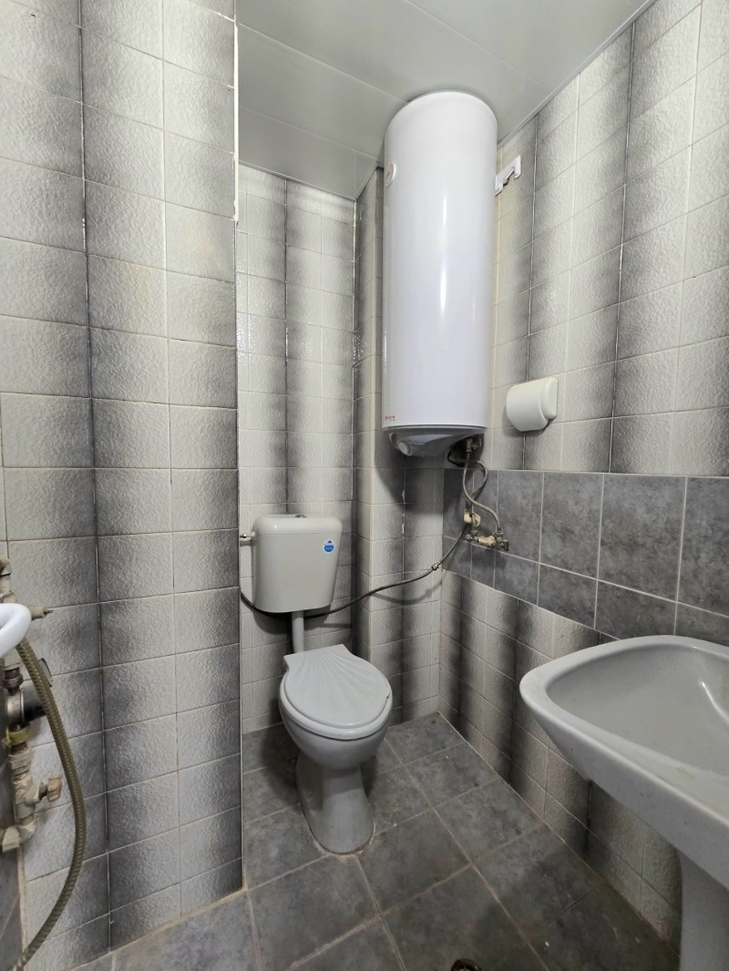 Продава 3-СТАЕН, гр. Варна, Зимно кино Тракия, снимка 8 - Апартаменти - 52648404