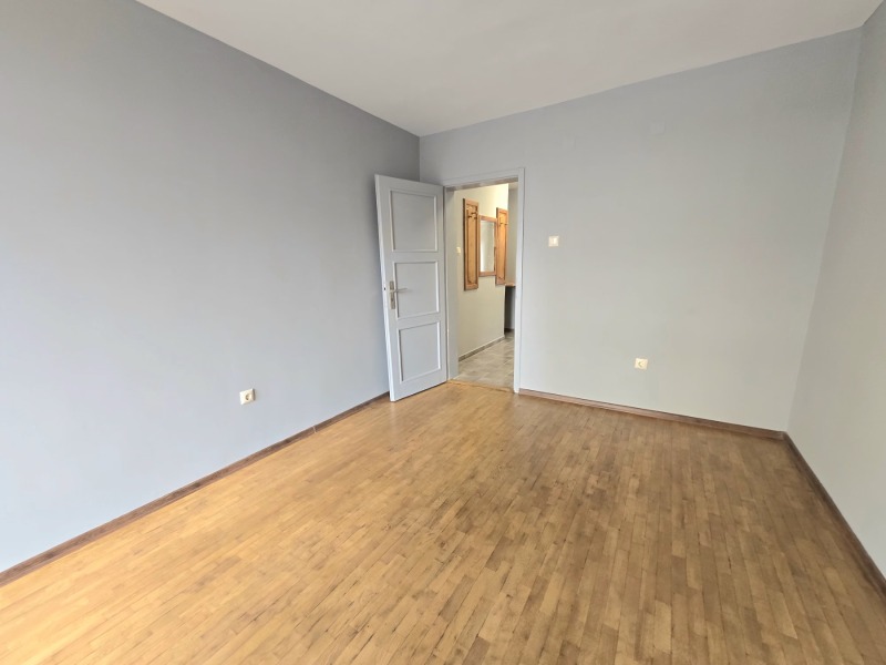 Продава 3-СТАЕН, гр. Варна, Зимно кино Тракия, снимка 6 - Апартаменти - 52648404