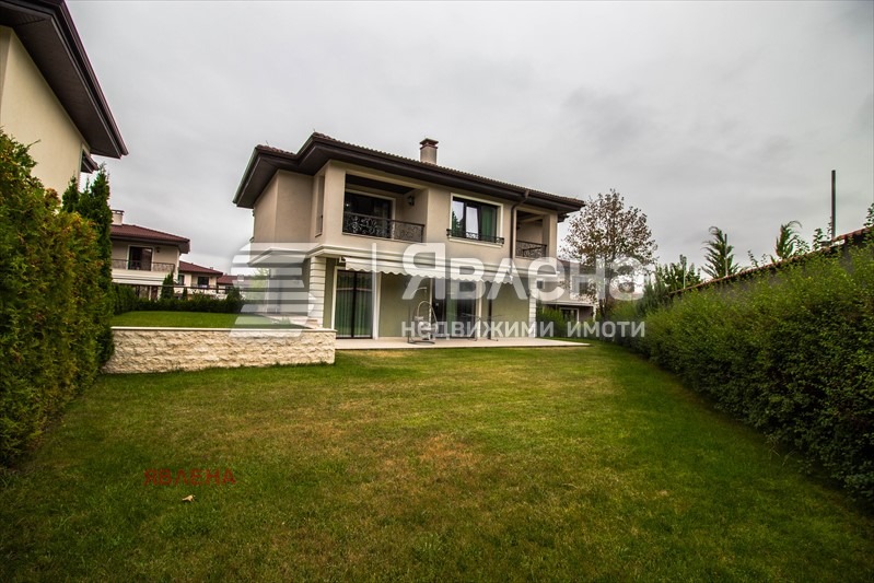 En venta  Casa Sofia , Pancharevo , 390 metros cuadrados | 85646661 - imagen [2]