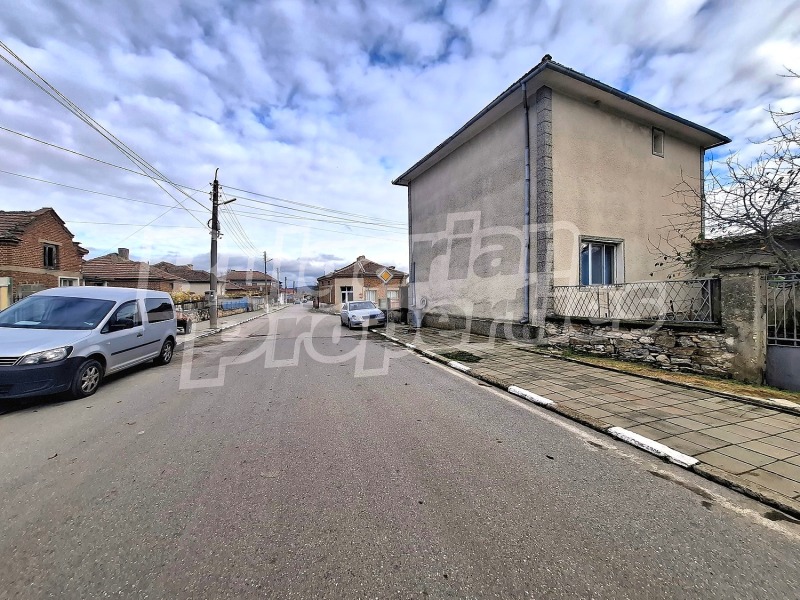 Продава КЪЩА, с. Устрем, област Хасково, снимка 6 - Къщи - 52627666