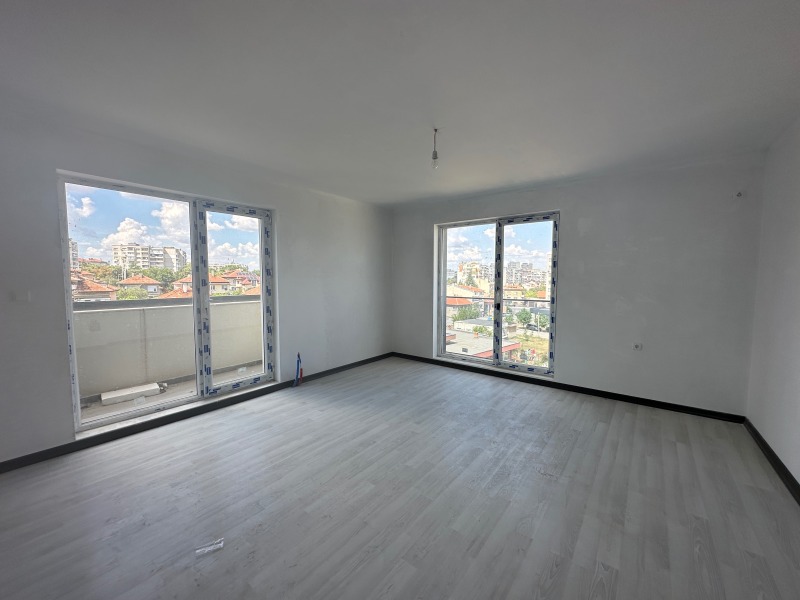 À venda  2 quartos Chumen , Dobrudjanski , 70 m² | 98160783