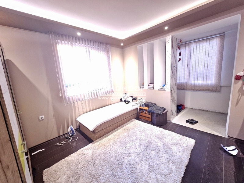 À venda  Andar da casa Plovdiv , Proslav , 180 m² | 56044881 - imagem [2]