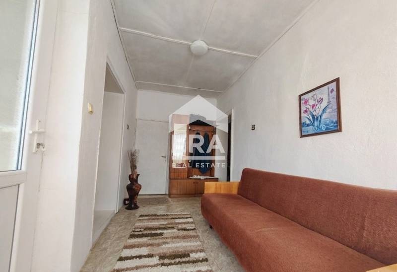 Продава КЪЩА, гр. Дулово, област Силистра, снимка 4 - Къщи - 54021216