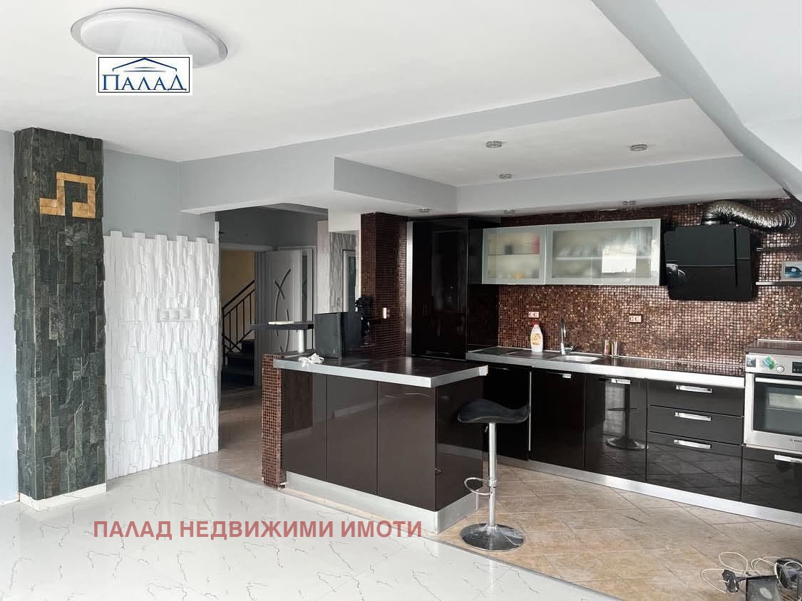 Продава 3-СТАЕН, гр. Варна, Бриз, снимка 4 - Апартаменти - 54143661