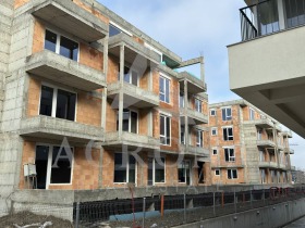 1 спаваћа соба Христо Смирненски, Пловдив