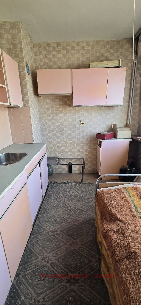 Продава 1-СТАЕН, гр. Радомир, област Перник, снимка 6 - Апартаменти - 53528181