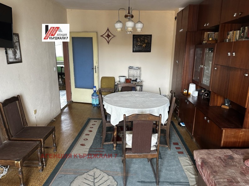 Продава  2-стаен град Кърджали , Възрожденци , 65 кв.м | 17327264 - изображение [4]