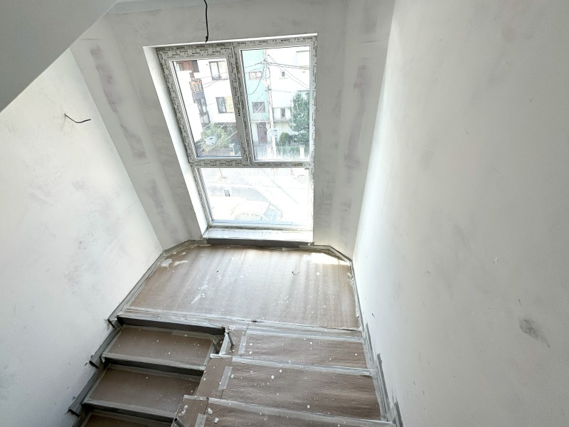 Na sprzedaż  2 sypialnie Sofia , Centar , 111 mkw | 27447012 - obraz [10]